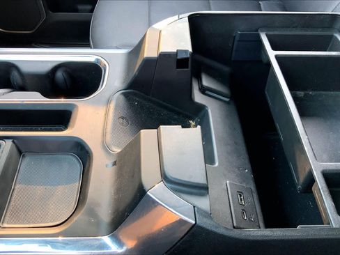 Used 2022 Chevrolet Silverado 1500 LTZ AWD/4WD image 36