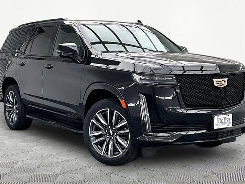 Used 2024 Cadillac Escalade Sport AWD/4WD image 12