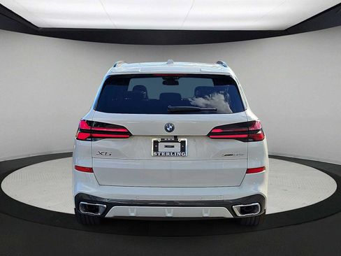 Used 2026 BMW X5 xDrive50e w/ M Sport Package AWD/4WD image 7