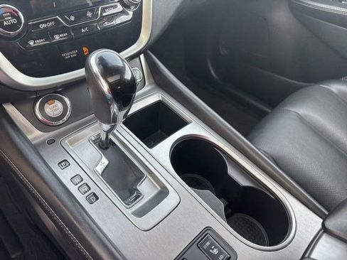 Used 2023 Nissan Murano SL image 24