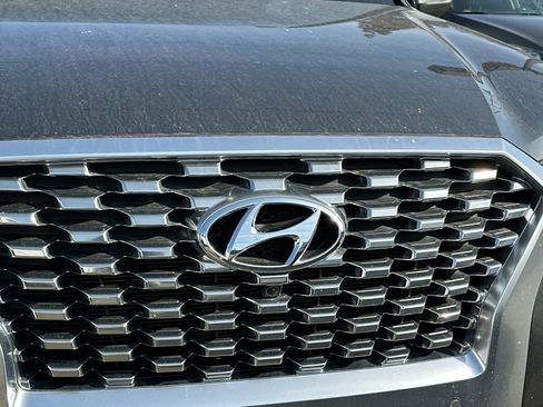 Used 2022 Hyundai Palisade Limited w/ Cargo Package image 9