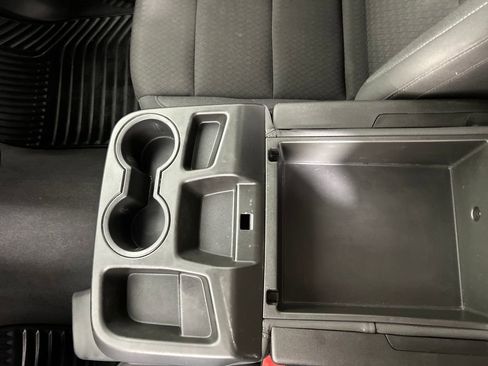 Used 2024 Chevrolet Silverado 1500 Custom AWD/4WD image 17