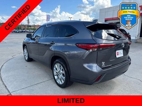 Certified 2020 Toyota Highlander Limited FWD image 7