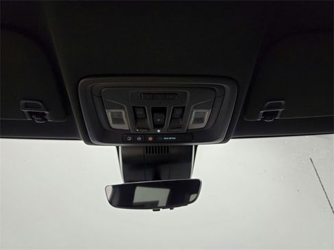 Used 2024 Chevrolet Silverado 3500 High Country w/ Technology Package image 29