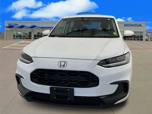 Certified 2025 Honda HR-V LX image 9