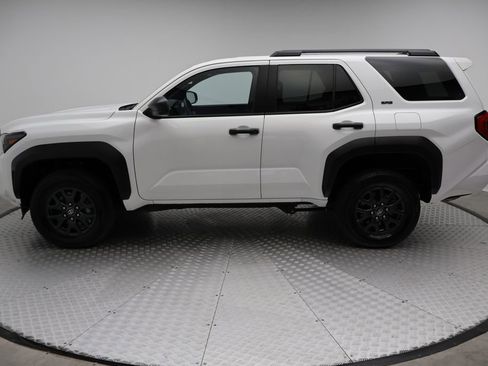 Used 2025 Toyota 4Runner SR5 image 12