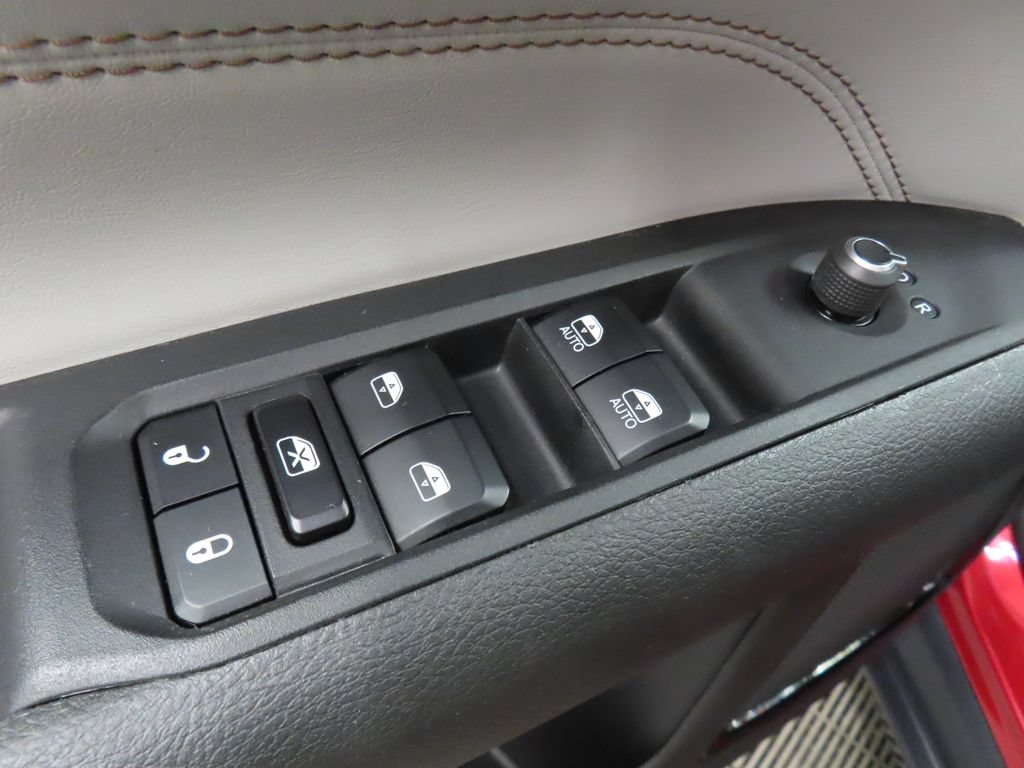Used 2025 Jeep Compass Limited AWD/4WD image 56