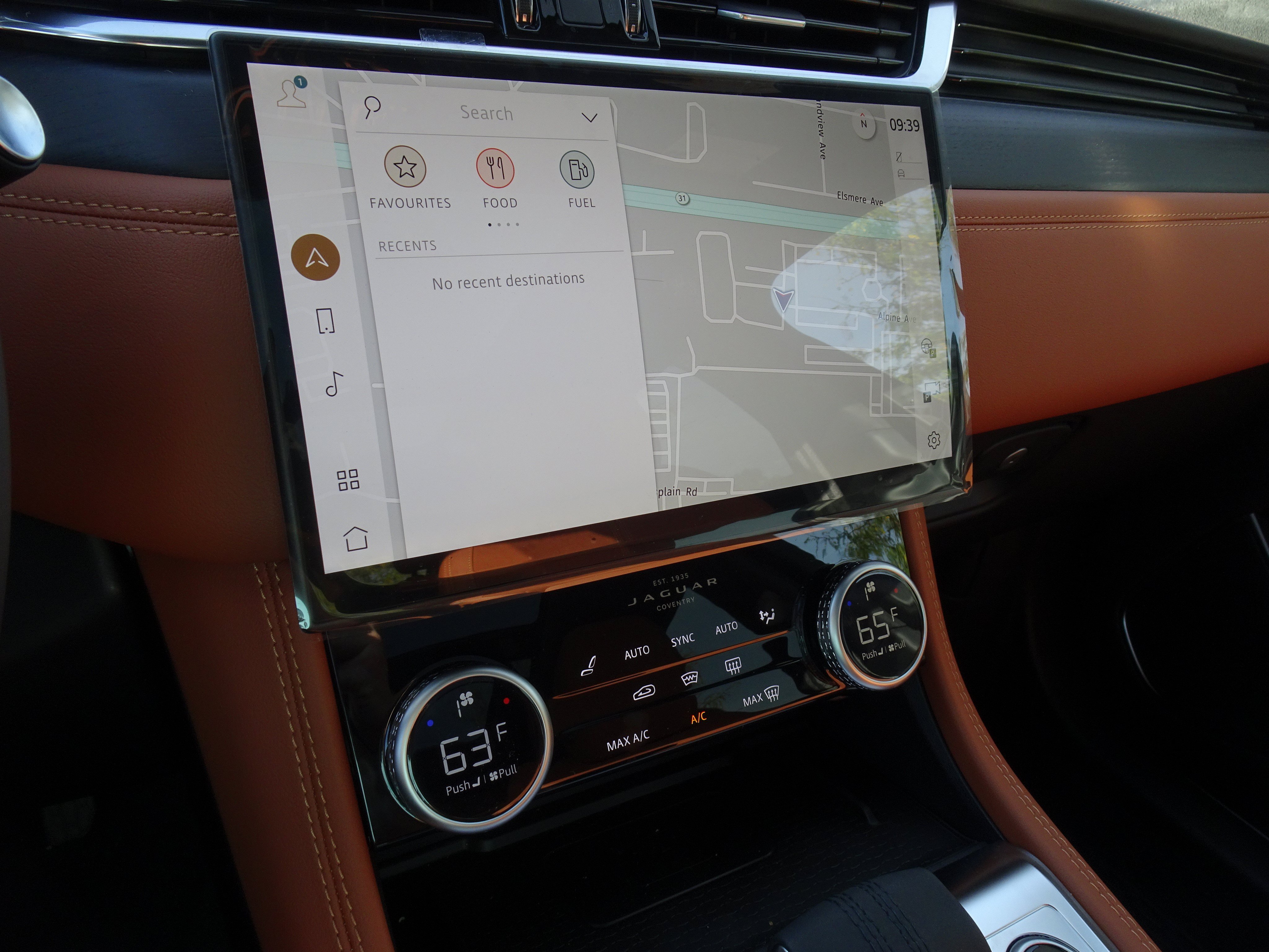 New 2026 Jaguar F-PACE R-Dynamic S AWD/4WD image 3
