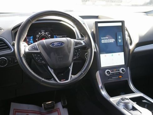 Certified 2023 Ford Edge ST image 10