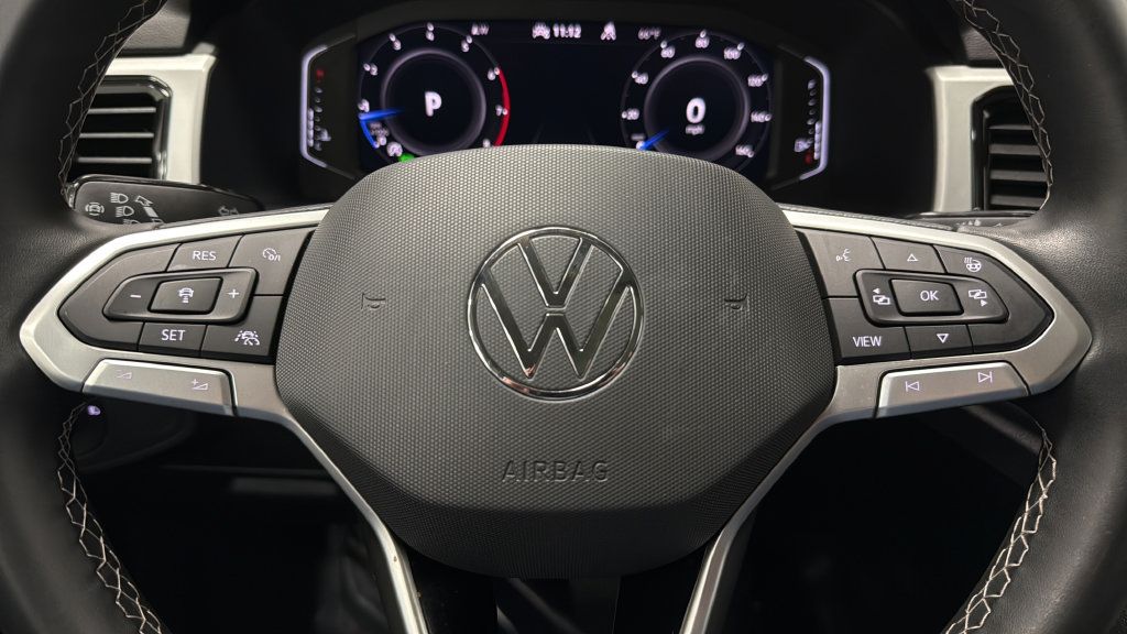 Used 2022 Volkswagen Atlas SEL AWD/4WD image 16