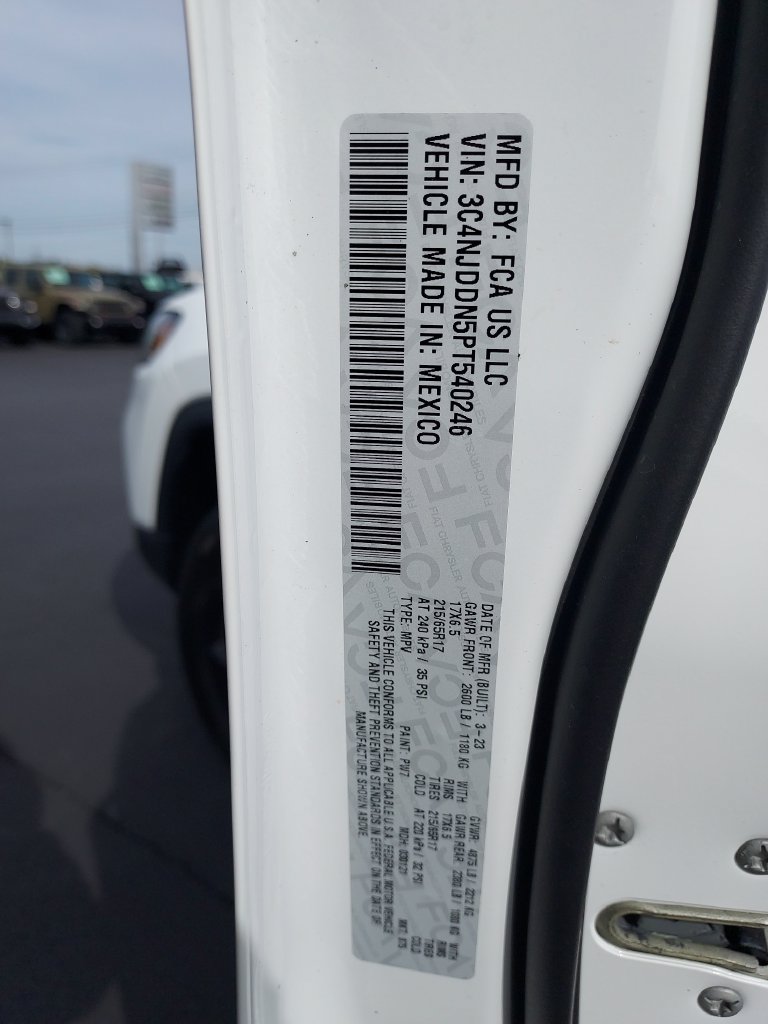 Used 2023 Jeep Compass Trailhawk w/ Sun and Sound Group AWD/4WD image 24