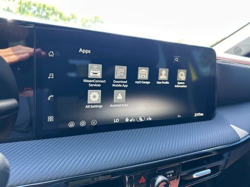 New 2026 Nissan Kicks SR w/ SR Premium Package FWD image 32
