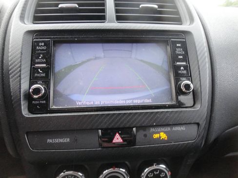 Used 2018 Mitsubishi Outlander Sport ES FWD image 20