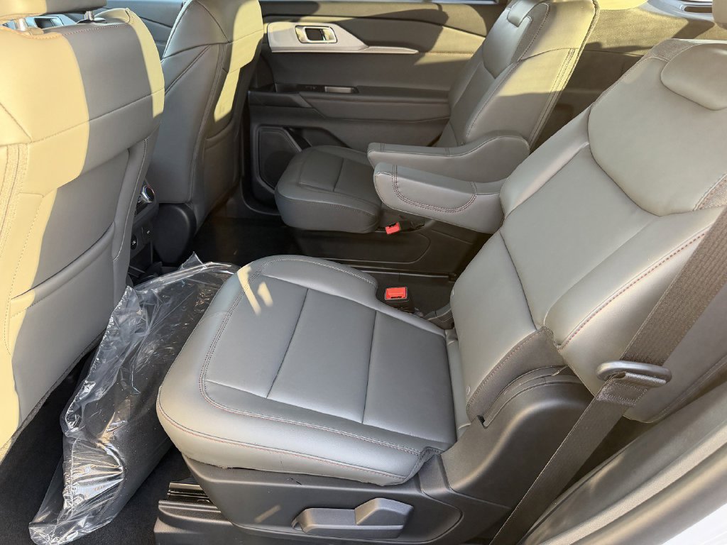 New 2026 Ford Explorer Active w/ Active Comfort Package RWD image 21