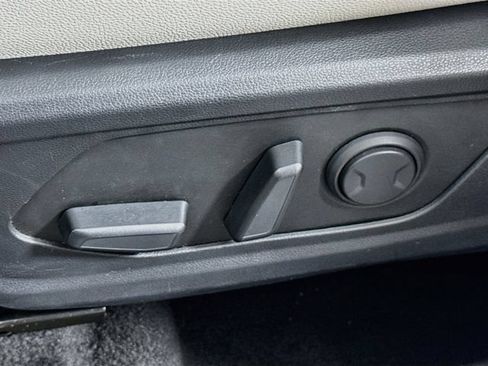 Certified 2025 Hyundai Tucson SEL FWD image 33