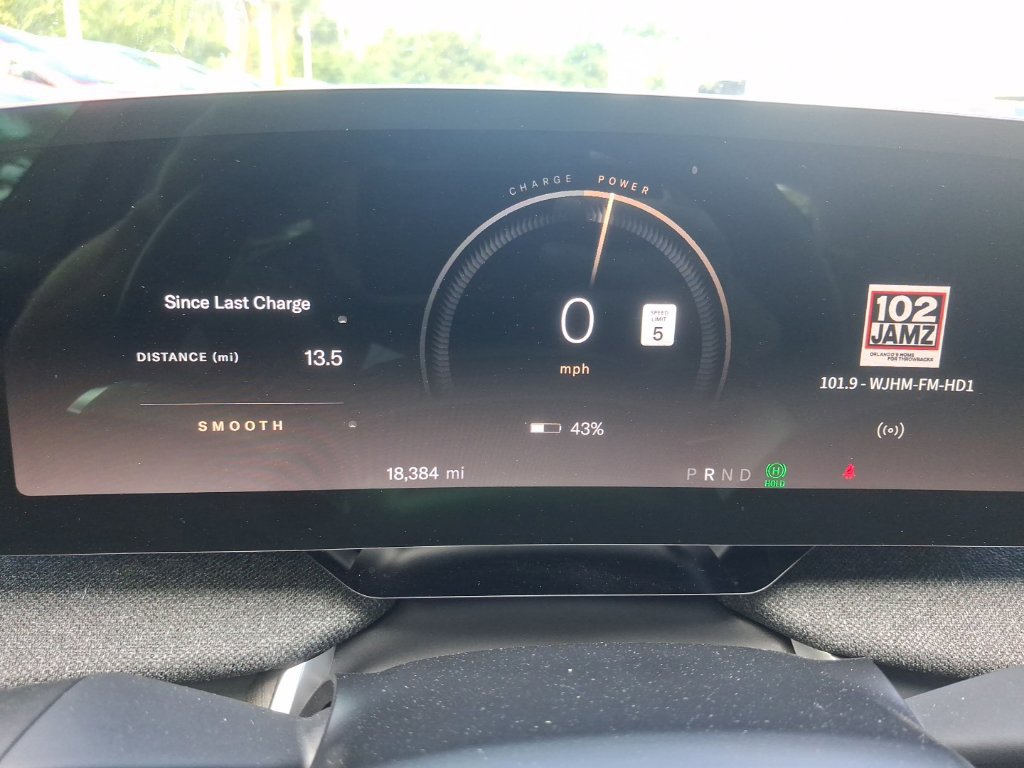 Used 2025 Lucid Air Pure RWD image 32