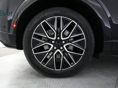 Used 2024 Ford Mustang Mach-E Premium image 18