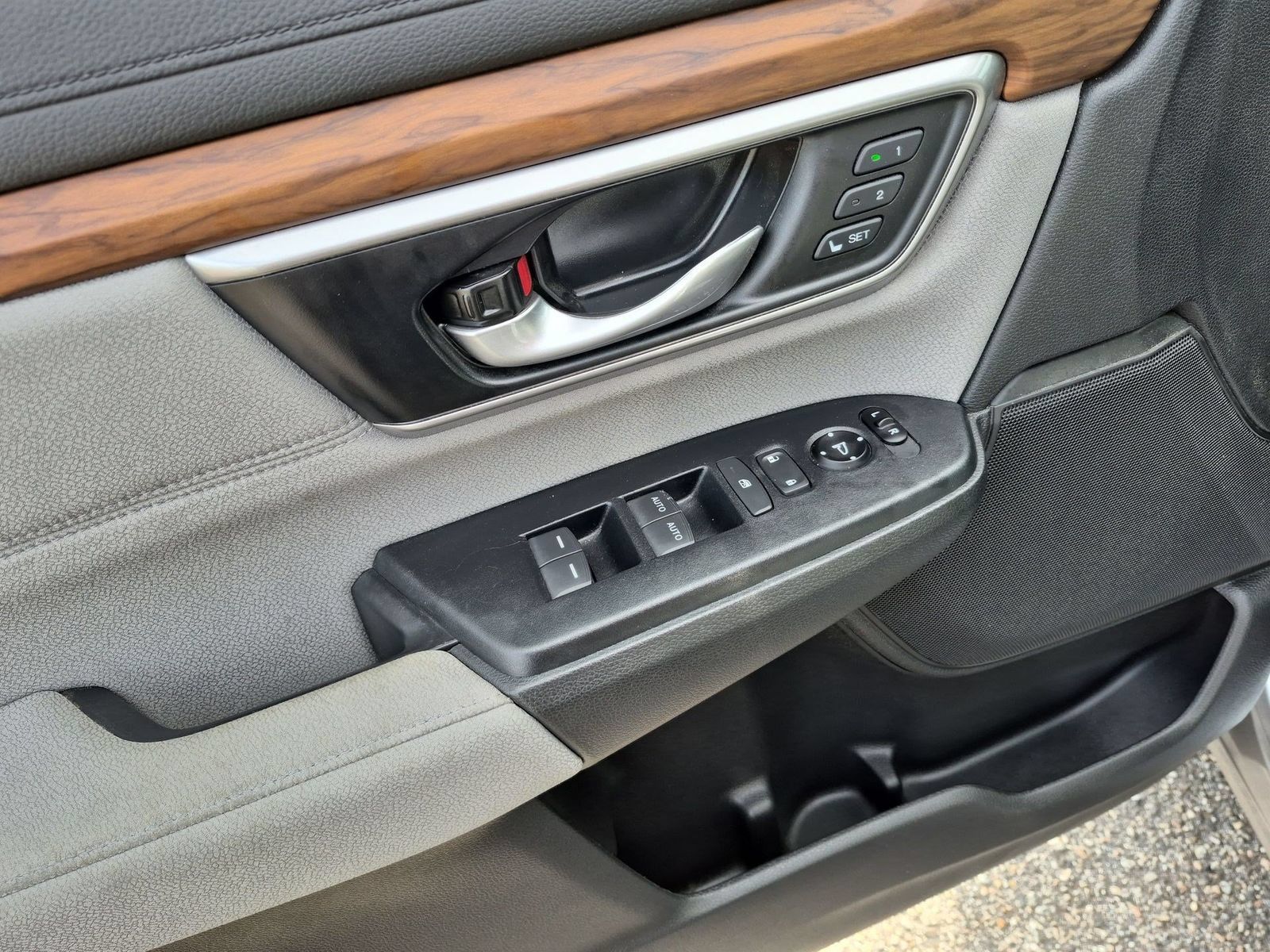 Used 2021 Honda CR-V EX image 23
