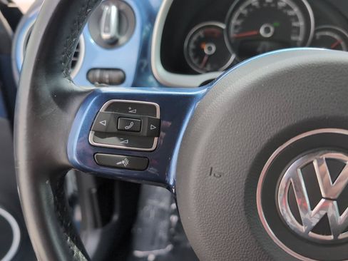 Used 2017 Volkswagen Beetle 1.8T SE FWD image 18