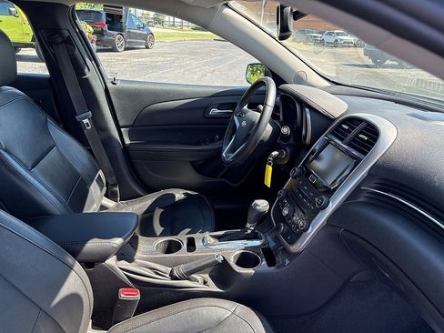 Used 2015 Chevrolet Malibu LTZ FWD image 7