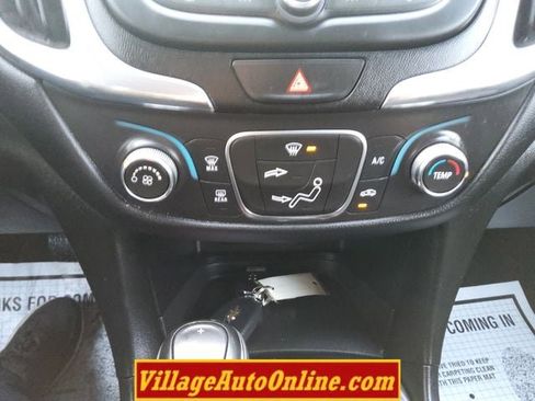 Used 2019 Chevrolet Equinox LT image 43