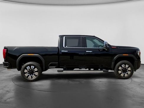 New 2026 GMC Sierra 3500 Denali w/ Technology Package AWD/4WD image 5