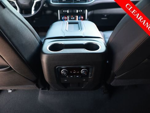 Used 2022 Chevrolet Tahoe Z71 AWD/4WD image 32
