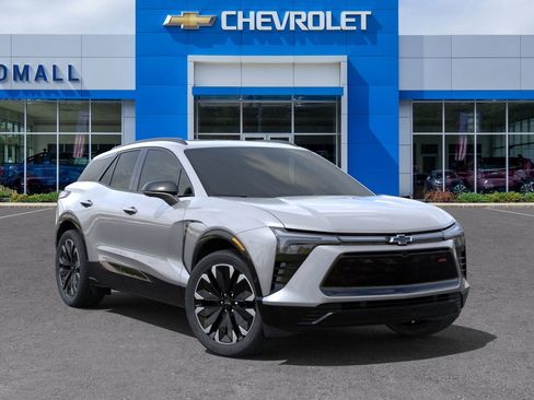 New 2025 Chevrolet Blazer EV RS image 39