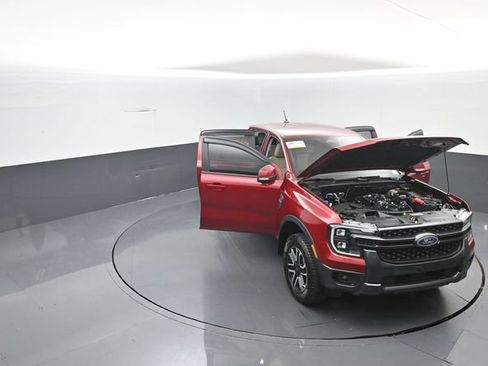 Certified 2025 Ford Ranger Lariat w/ FX4 Off-Road Package AWD/4WD image 42