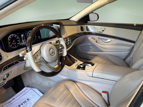 Used 2020 Mercedes-Benz S 560 4MATIC Sedan image 12