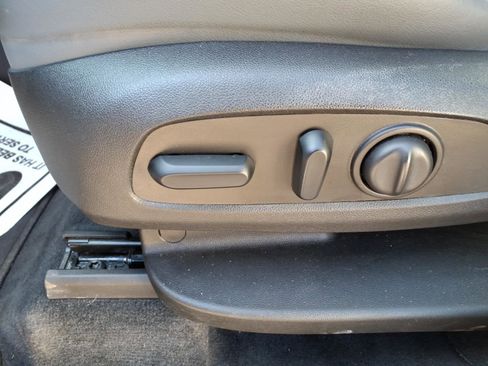 Used 2021 Buick Enclave Essence w/ Sport Touring Edition image 22