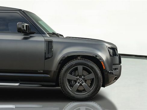 Used 2024 Land Rover Defender 90 Carpathian Edition image 52
