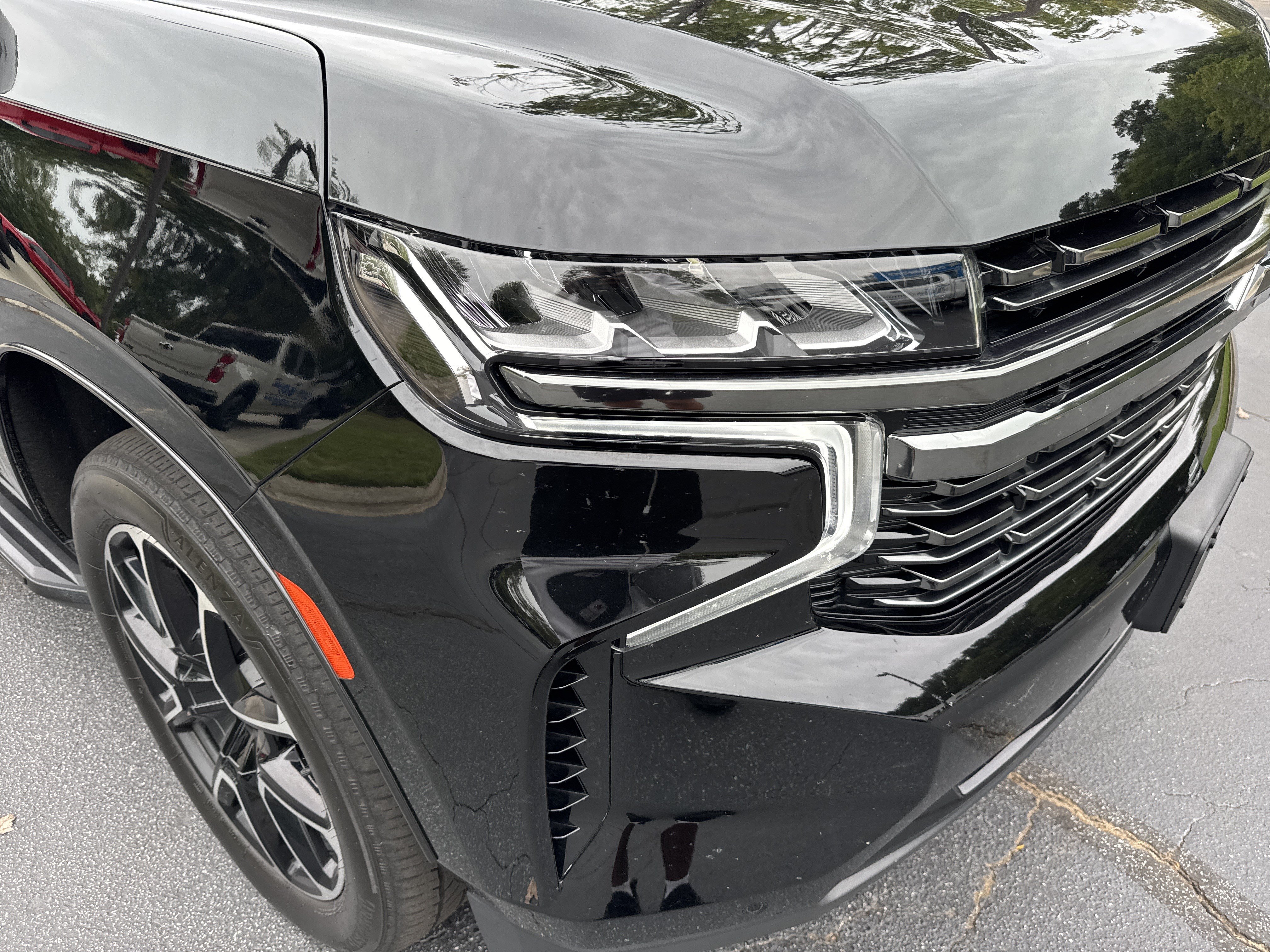 Used 2022 Chevrolet Tahoe RST w/ Sport Performance Package AWD/4WD image 6