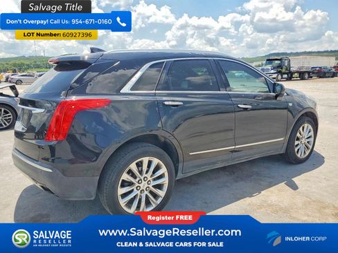 Used 2017 Cadillac XT5 Platinum w/ Driver Assist Package AWD/4WD image 4