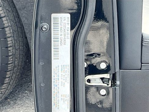 Used 2021 Chrysler 300 Touring w/ Driver Convenience Group image 33