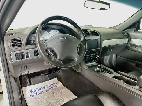 Used 2002 Ford Thunderbird RWD image 9