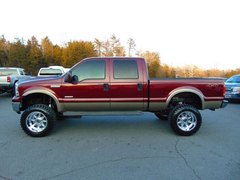 Used 2005 Ford F250 Lariat image 23