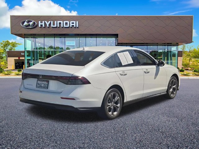 Used 2023 Honda Accord EX image 8