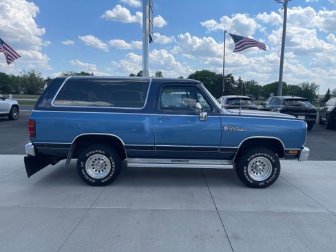 Used 1988 Dodge Ramcharger 4WD image 8