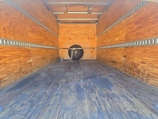Used 2013 Ford E-350 and Econoline 350 Super Duty RWD image 6