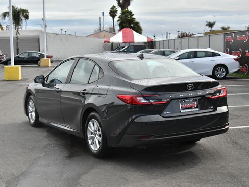 Used 2025 Toyota Camry LE image 6