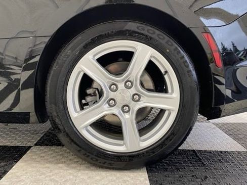 Used 2023 Chevrolet Camaro LT image 11