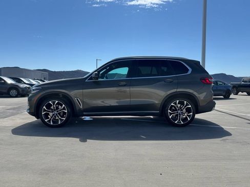 Used 2022 BMW X5 sDrive40i w/ Premium Package RWD image 7