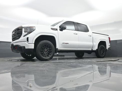 Used 2022 GMC Sierra 1500 AT4X image 25