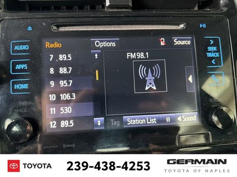 Used 2018 Toyota Prius Three image 18
