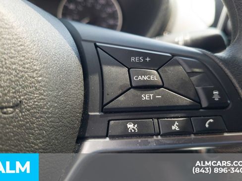 Used 2024 Nissan Sentra SV FWD image 11