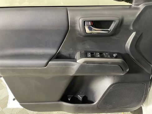 Used 2023 Toyota Tacoma TRD Off-Road AWD/4WD image 11