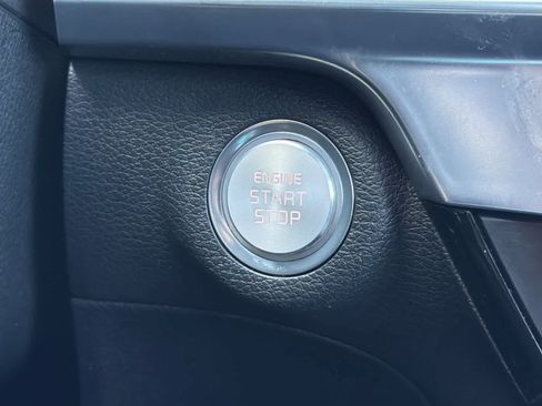 Used 2025 Kia Telluride SX Prestige X-Pro AWD/4WD image 24