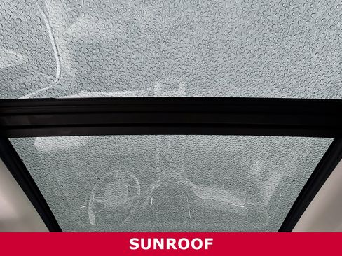 Used 2025 Volvo XC60 T8 Plus w/ Protection Package Premier image 26