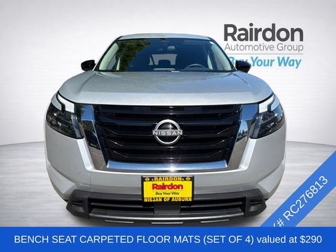 Used 2024 Nissan Pathfinder S AWD/4WD image 2